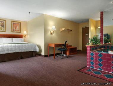 Super 8 By Wyndham Georgetown Hotel Quarto foto