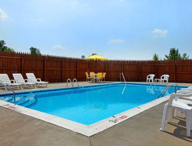 Super 8 By Wyndham Georgetown Hotel Exterior foto